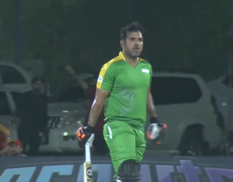 55 off 20! Dazzling Muhammad Usman sees Future Mattress home