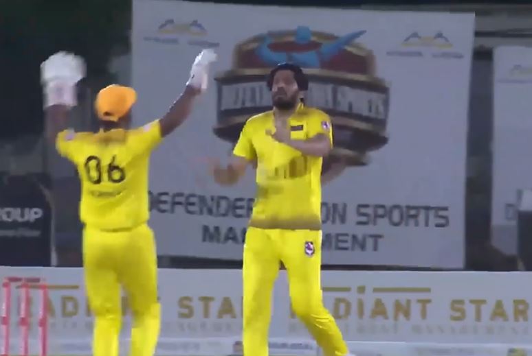 3 for 19! Abdul Ghaffar punishes Z Games Strikers