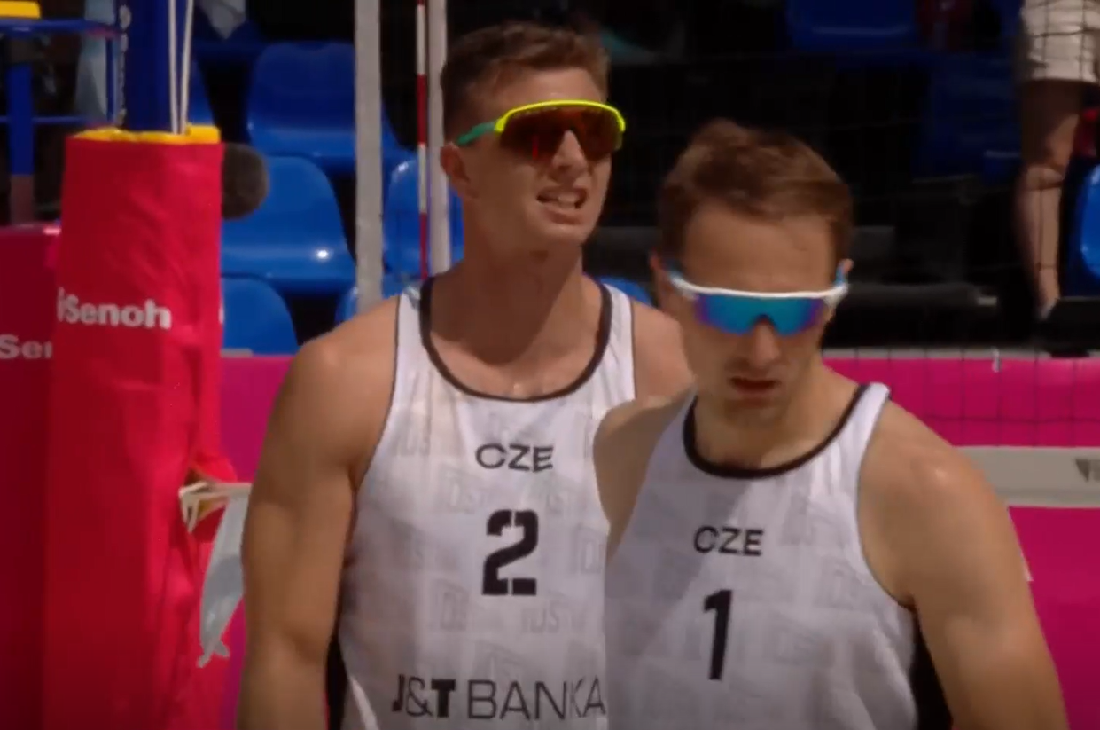 Men’s World Beach Pro Tour: CZE v USA – Highlights