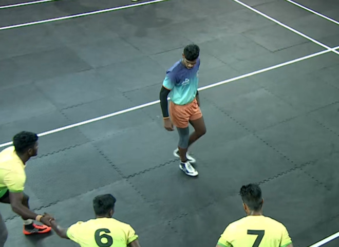 Durgesh Kumar steals the show with 11 raid points