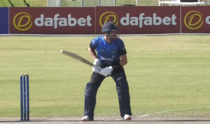 Gerhard Erasmus returns with marvelous 59*