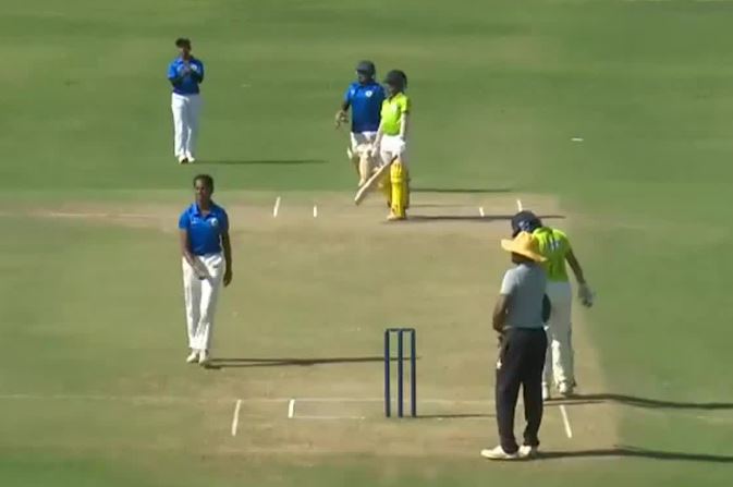 Invincible Avengers cruise past Invaders by 7 wickets