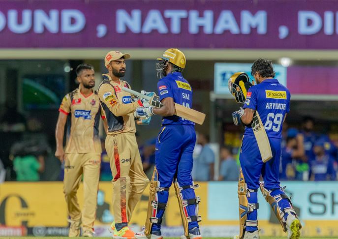 Dominant Kovai Kings waltz past Super Gillies by 8 wickets