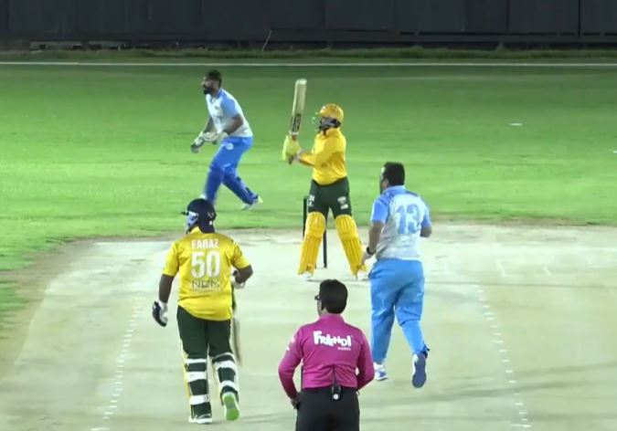 75 off 37! Wender Botheju puts on a show