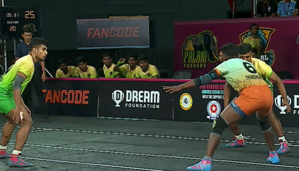 Palani Tuskers thrash Chola Veerans 32-20