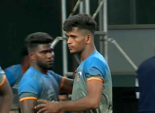 Harish's clinical raids help Knights pip Arrows