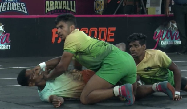 Mohandas Vishwamohan's swashbuckling tackle