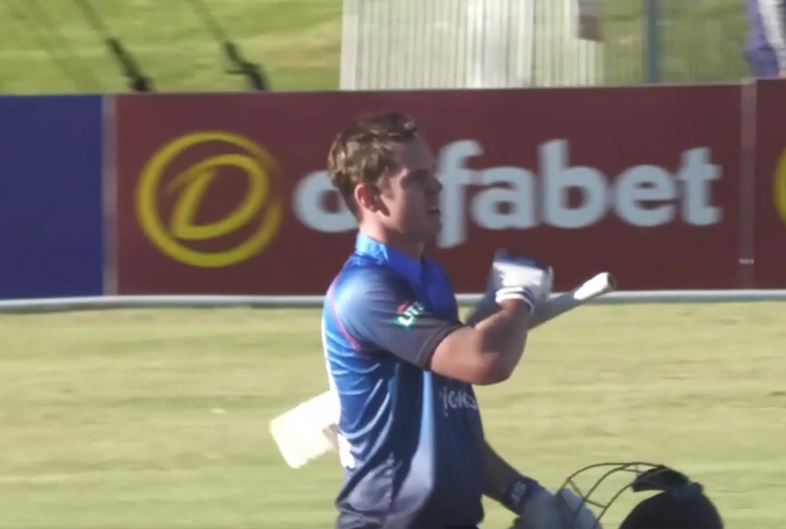 5 Sixes! Michael Van Lingen stuns with 85-ball 104*