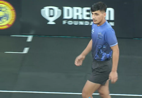 Manjeet Mitra puts Nilgiri Knights on the backfoot