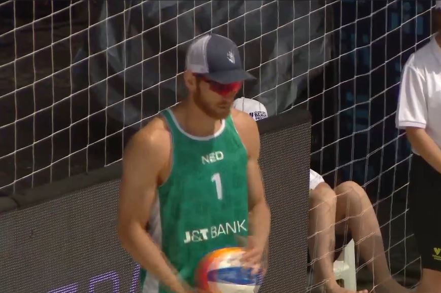 Men's World Beach Pro Tour: NED v BRA – Highlights