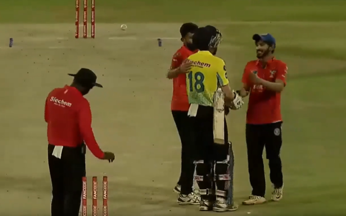 Panthers ease past Lions to win by 9 runs