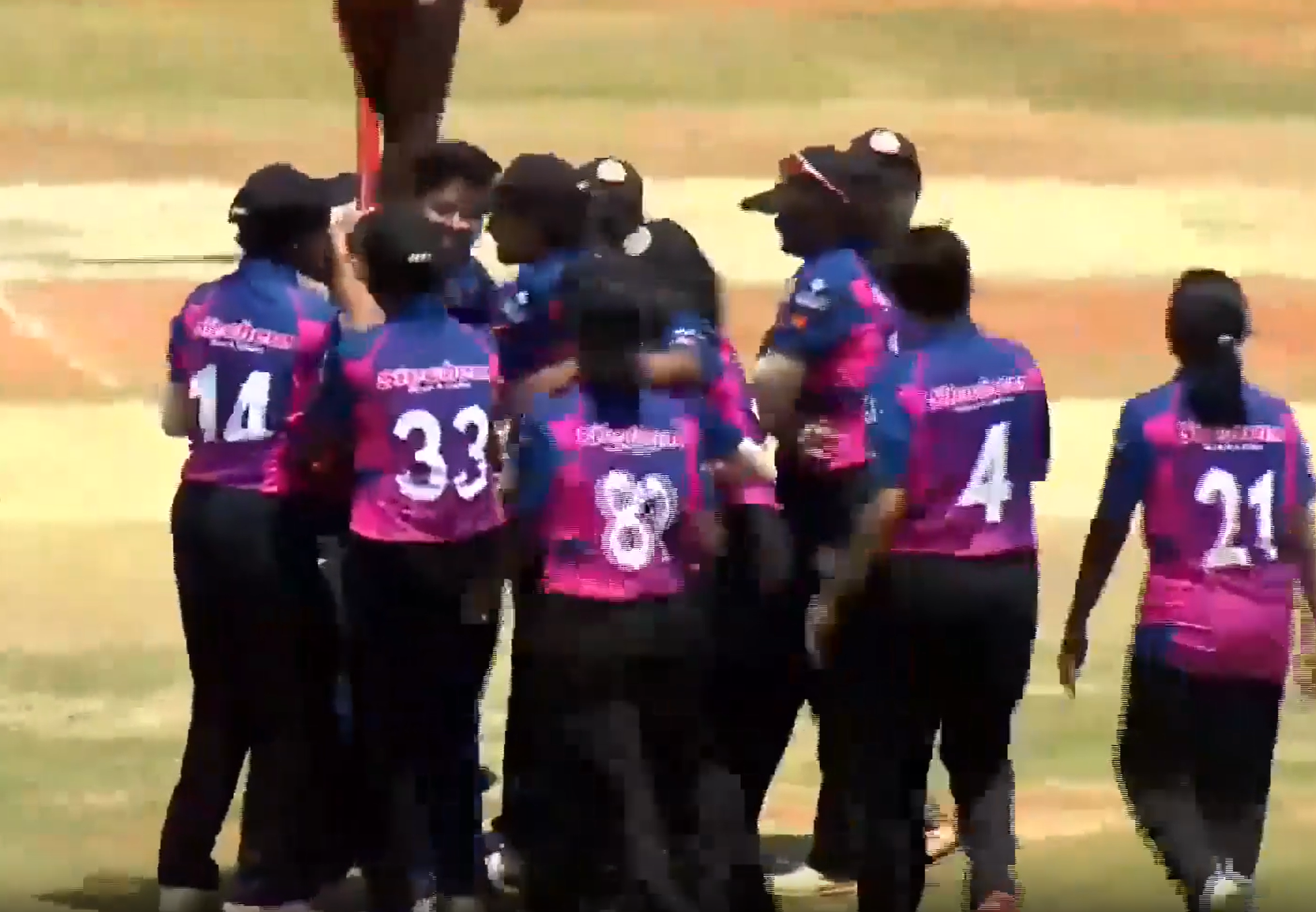 Dominating Diamonds outmuscle Angels by 8 wickets