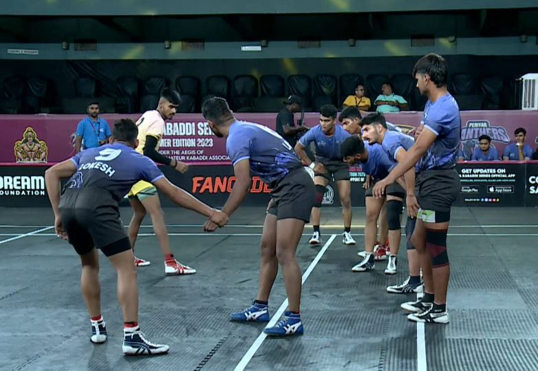 Prince Kumar Roy sizzles with 10 Raid points