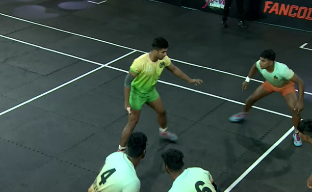 Jayasoorya Nagarajan storms past Chola Veerans