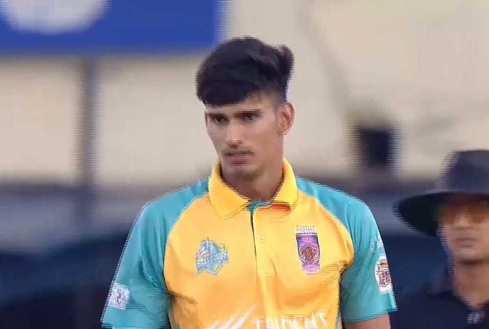 Aryaman Singh slows down JK Super Strikers with 3/21