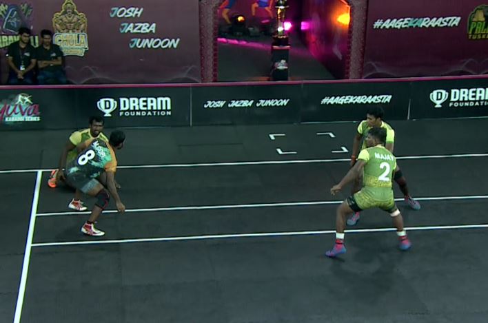 V. Arul Nandha Babu's valiant tackles dent Chambal Challengers