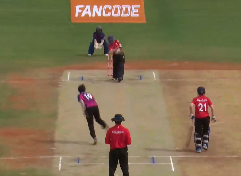 3 for 26! Kedari Jyothi dismantles Angels