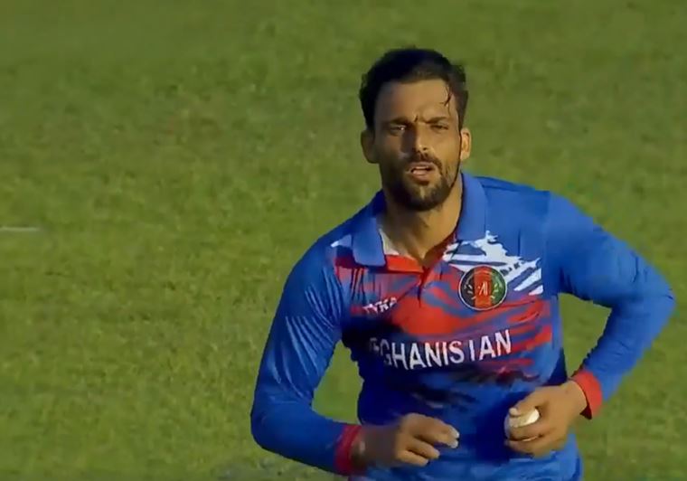 3 for 22! Mohammad Ibrahim strikes early