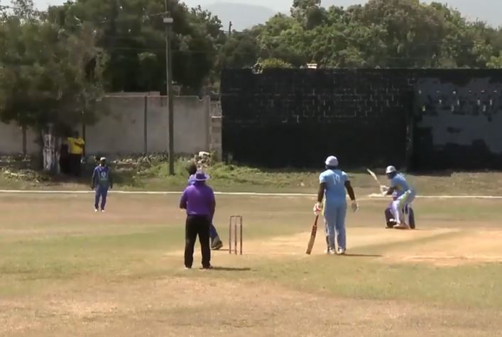Middlesex United Stars contain Surrey Royals by 8 wickets