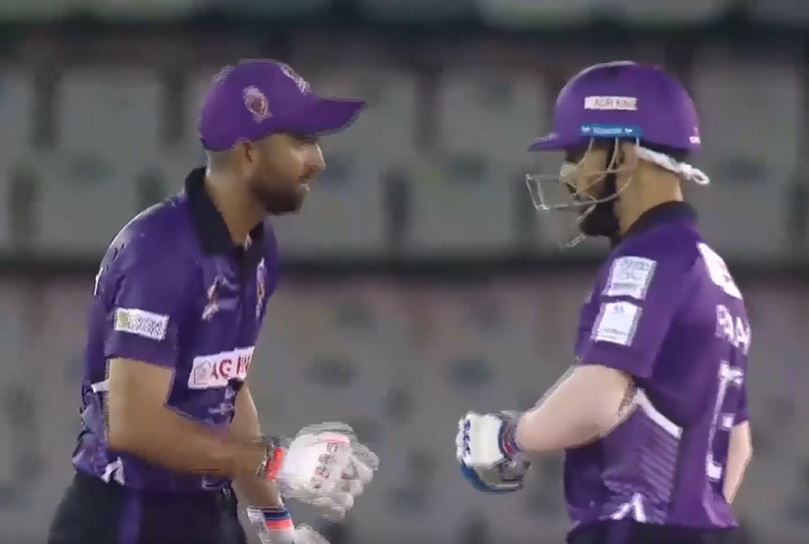 Gitansh Khera dazzles with 48-ball 77