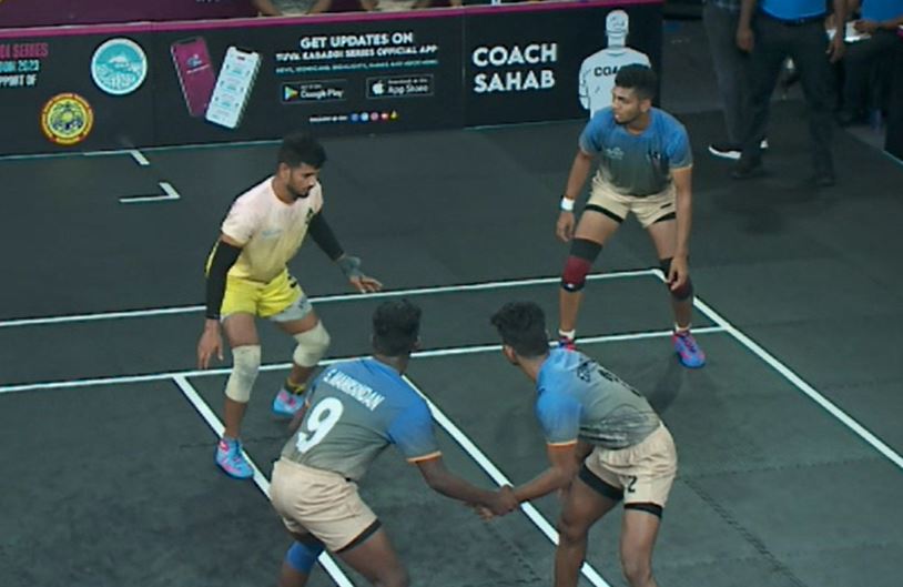 S Abhikumar sizzles with 4 Tackle points