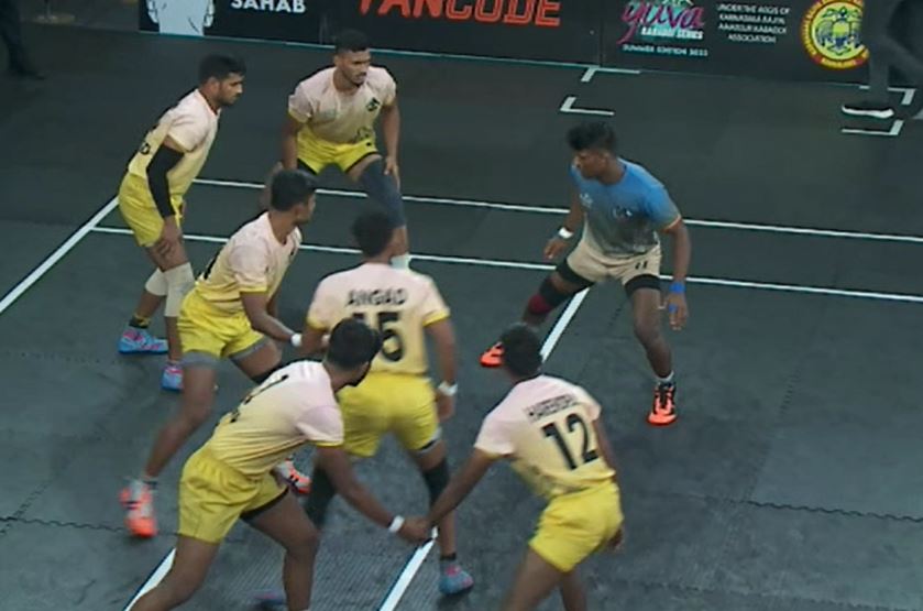 Surya Selvam dazzles with 13 Raid points