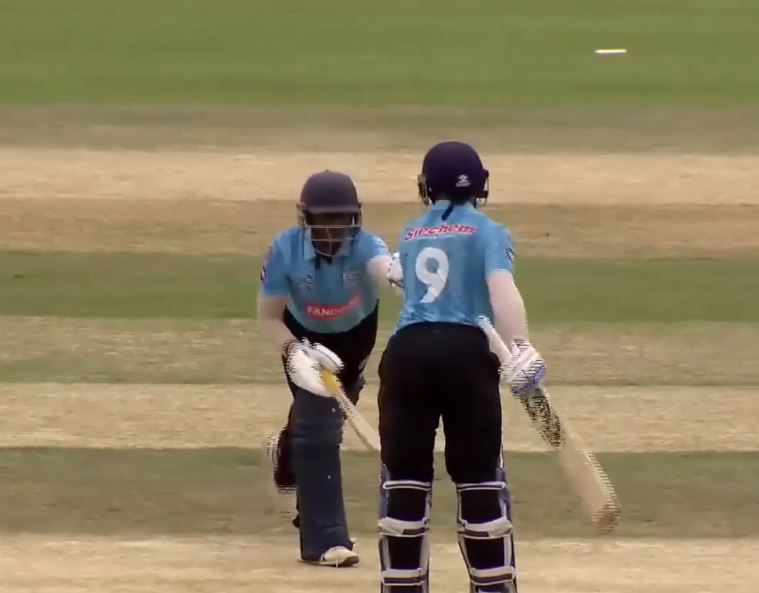 All-round Sharks trounce Panthers by 9 wickets