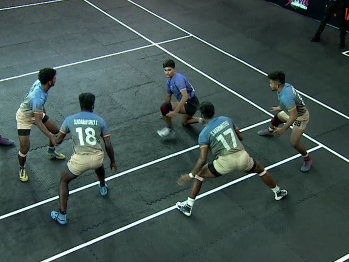 13 Raid Points! Rohit Yadav quells Nilgiri Knights