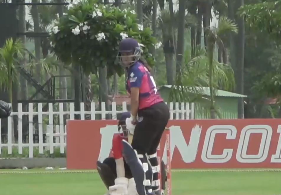 Tejal Hasabins puts Angels to the sword with 67*