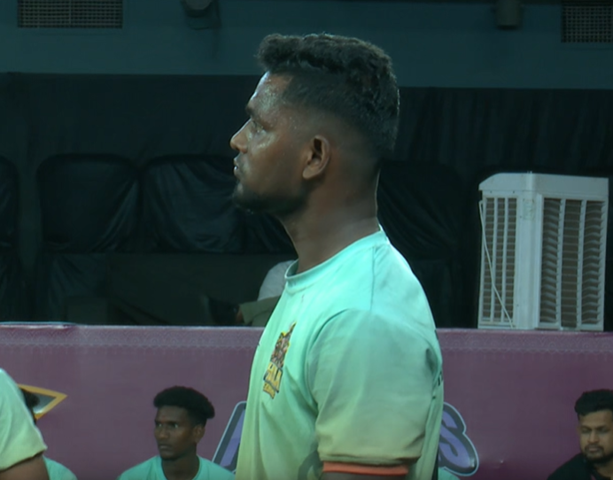 Arunkumar Anjapuli's Super Raid against Hampi Heroes