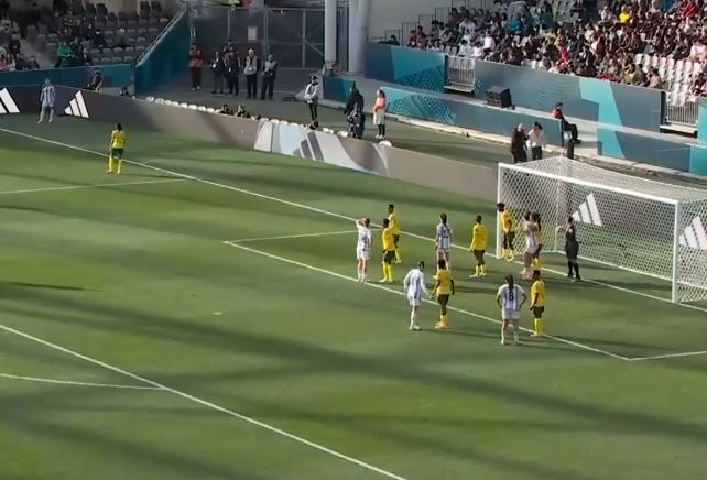 Sophia, Romina help Argentina draw with South Africa 2-2