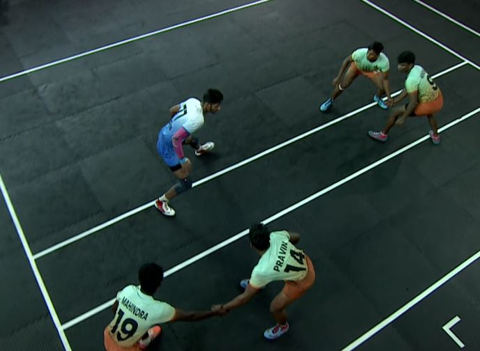 Upbeat Hampi Heroes beat Chola Veerans 47-25