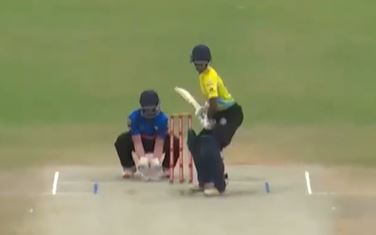 66* off 41! Sivaraman's valiant knock wins it for Lions XI