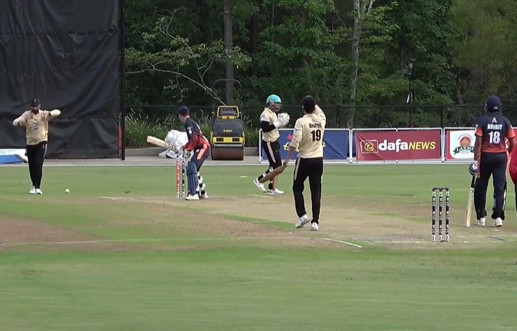 3 for 5! Bipul Sharma injects some momentum