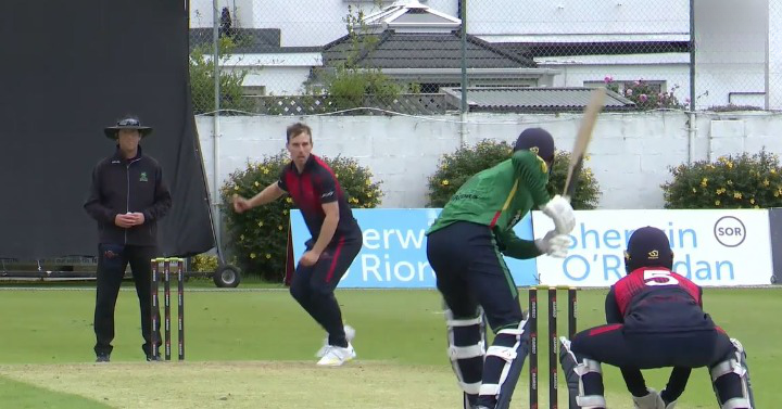 Theo van Woerkom stings North West Warriors with a 3-fer