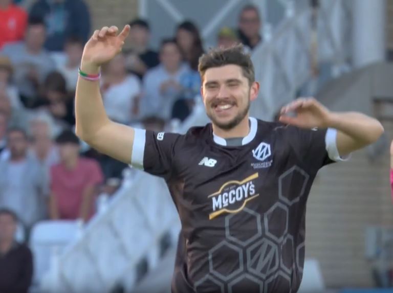 Clinical Josh Tongue strikes with 3/32