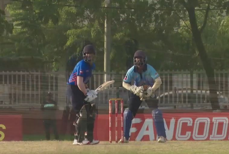 65* off 57! Pervez Musharaf's supportive innings