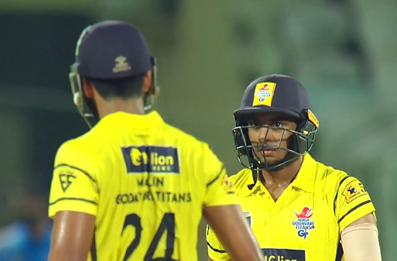 Gallant Godavari ease past Bezawada by 7 wickets