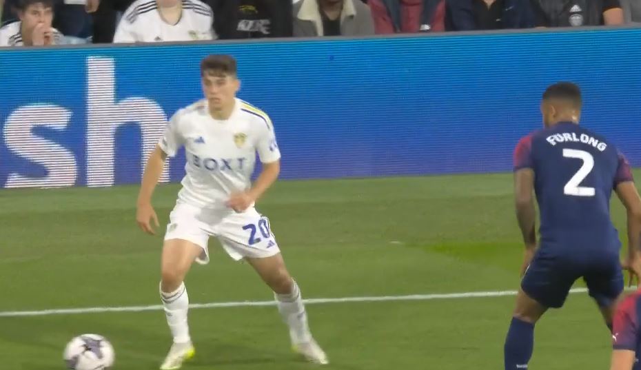 1-1! Captain Ayling earns point as Leeds United draw West Brom