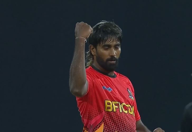 Nuwan Pradeep derails Dambulla with his 3-fer