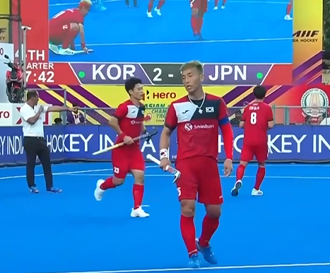 Korea pip Japan 2-1 to clinch opener