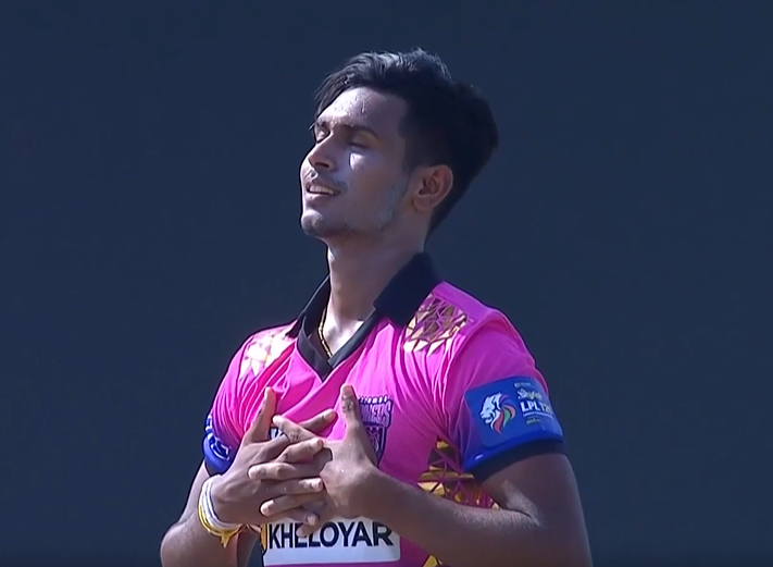 3-fer! Pathirana puts Dambulla on the backfoot