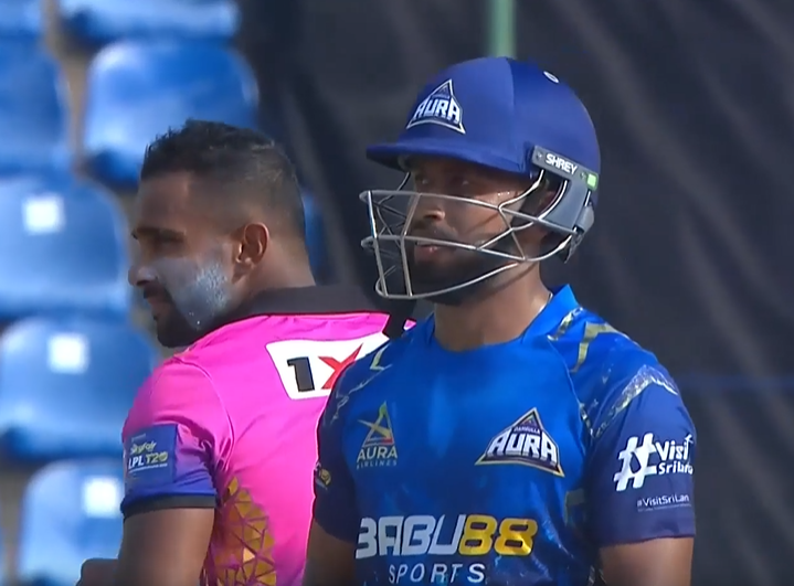 Samarawickrama troubles Colombo with brisk 59