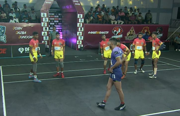 Aravalli Arrows edge past Maurya Mavericks 32-28