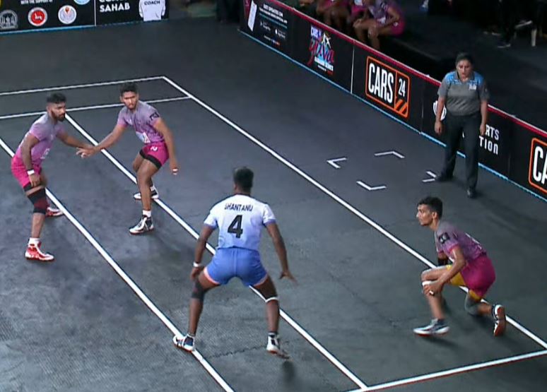 Hampi Heroes waltz past feeble Kaziranga Rhinos 39-25