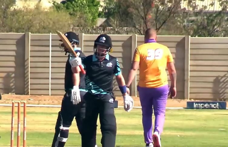 59 off 46! Shaun Fouche's early aggression
