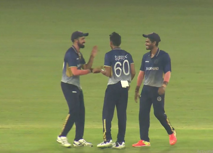 All-round Jharkhand crush Himachal by 123 runs