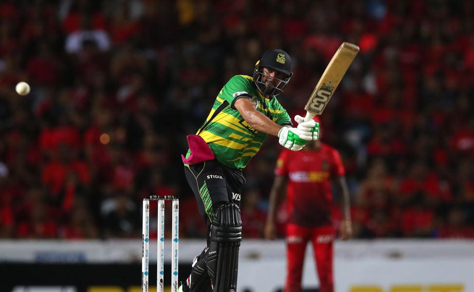 6 Fours, 3 Sixes! Imad Wasim sets the stage on fire with blazing 62