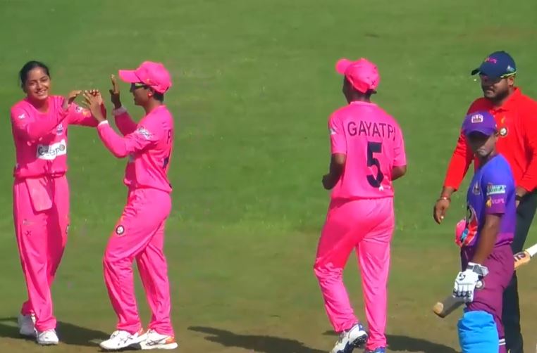 Sakshi Joshi dazzles with lethal 3-fer