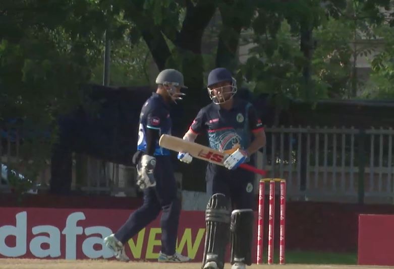 Pallav Kumar Das anchors the run chase with 35-ball 53